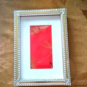 3/$15🐵🙈Very glitzy light weight metal 5" x 7" frame